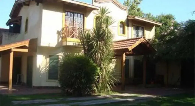 Hosteria Rest House Spa, Rezerwuj Ośrodek wypoczynkowy Paso del Rey Buenos Aires