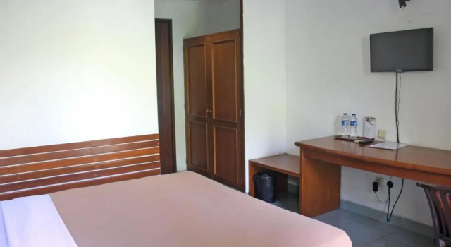 Двухместный номер Standard с балконом и с красивым видом из окна Hotel Winotosastro Garden