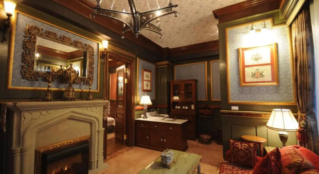 Четырёхместный номер Superior The Old England Manor