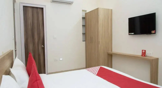 OYO Home 14110 Modern Stay, Rezervovat Hotel Udajpur Rajasthan