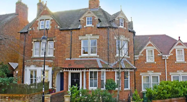 Large Stylish House Central North Oxford, Забронировать Отель Отели Оксфорда 3 звезды, рядом с St Anthony's College, 3*