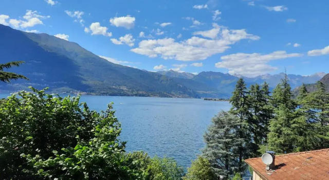 Suitecastlelakeview 2, Book Hotel Hotels in Bellano with Parking, Parking