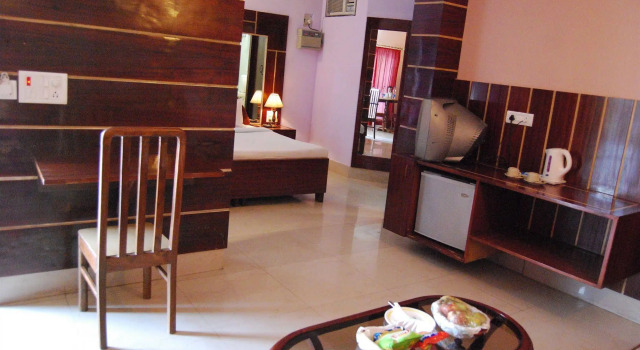Ganga Beach Resort, Rezerwuj Ośrodek wypoczynkowy Hotele w Uttarakhand z basenem, Basen