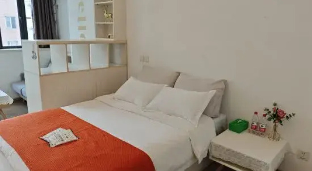Люкс Comfort Qingzhuang Homestay (North XiZang Road)