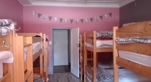 Кровать в общем номере (женский номер) Melville House