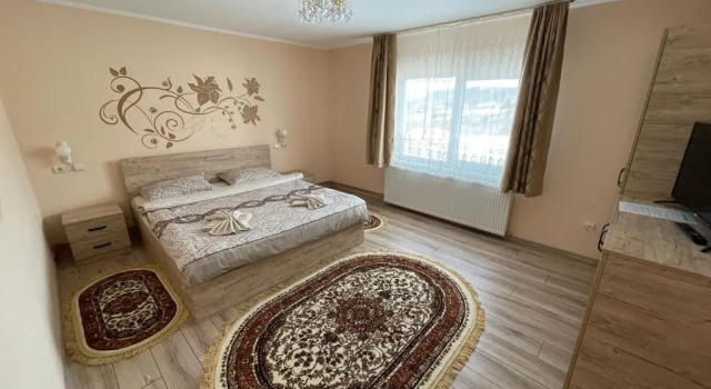 Casa Elena, Rezervovat Hotel Hotely v Prahova Valley s parkováním, Parkování