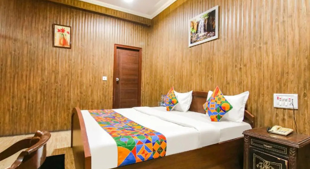 Люкс Fabhotel Shivaay Paradise