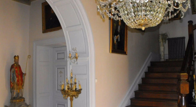 Château de Montbrault, Rezerwuj Hotel  