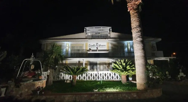 Номер Standard SANTA VENERE Apartments "PARCHEGGIO interno MOTO-AUTO"