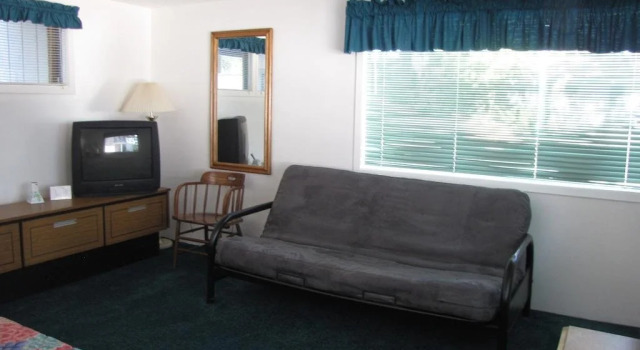 Bridge Bay Lodge at Shasta Lake, Забронировать Отель Шаста-Лейк Маунт-Шаста