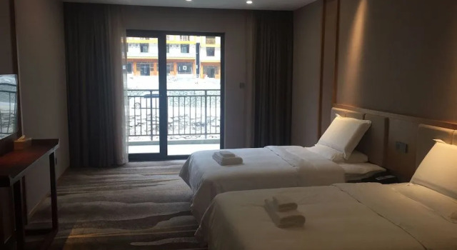 Shennongjia Jinghe Hotel