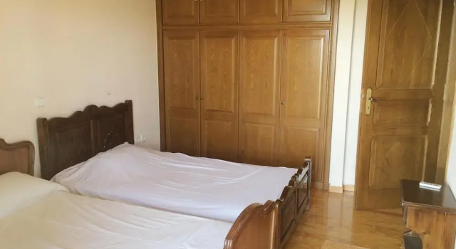 Awesome Home in Kato Assos Peloponne With Wifi and 5 Bedrooms, Rezervovat Hotel Hotely v Corinthia Regional Unit s parkováním, Parkování