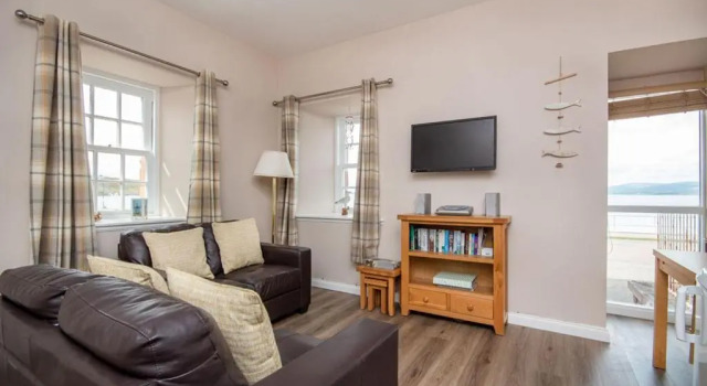 1 The Byre, Cromarty, Buchen Sie Hotel Hotels in Schottland mit Parkplatz, Parkplätze