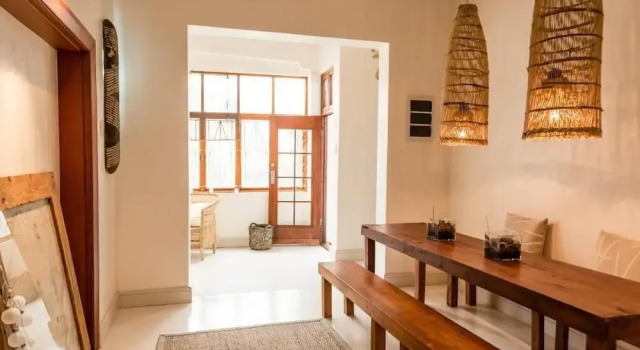 Number5 Guesthouse, Забронировать Отель Отели Кейптауна 3 звезды, рядом с MyCiTi Station Gardens, 3*