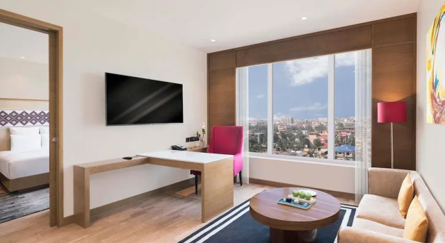 Двухместный люкс Superior Novotel Guwahati GS Road