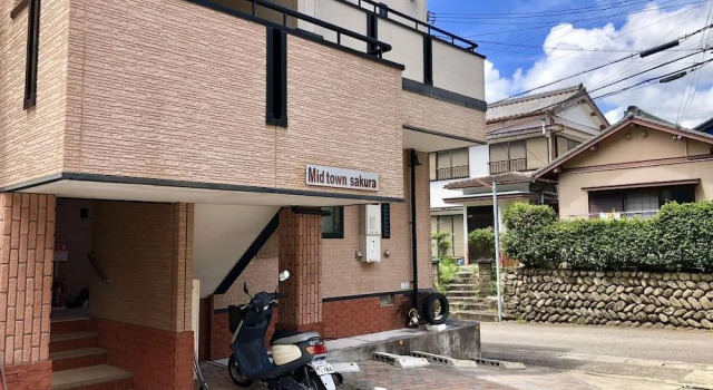 Midtown Sakura Apartment House 101, 预订 公寓 那智胜浦町 和歌山县
