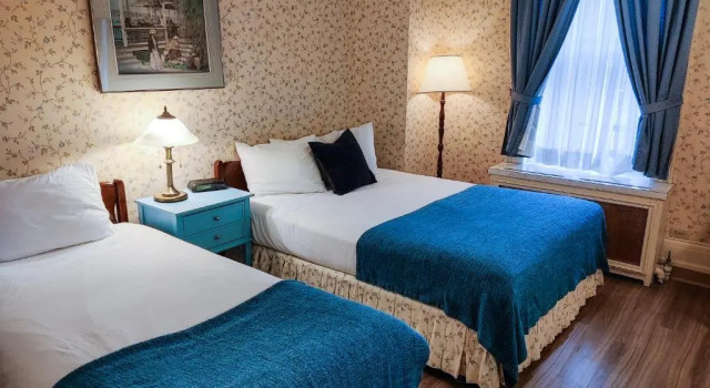 Трёхместный номер Standard Le Chateau de Pierre