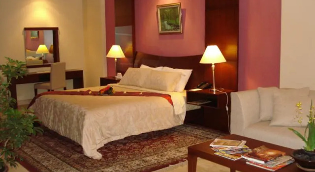 Double suite Royal Hotel and Convention Tretes