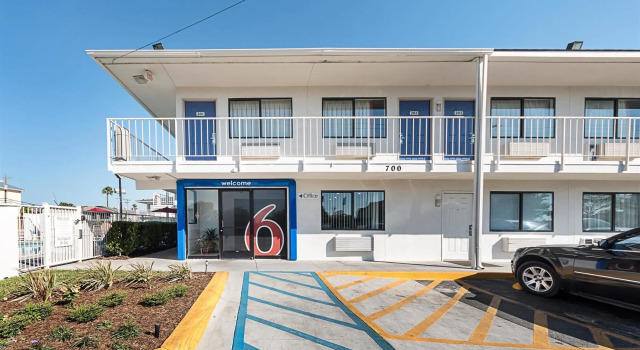 Motel 6-Mcallen, TX, Забронировать Мотель Мотели Макаллен, рядом с Кинотеатр Cine El Rey, Мотель