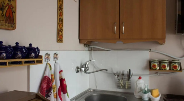 Babika's house, Забронировать Апартаменты/квартира Отели Тбилиси с парковкой, рядом с Парк Рике, Парковка