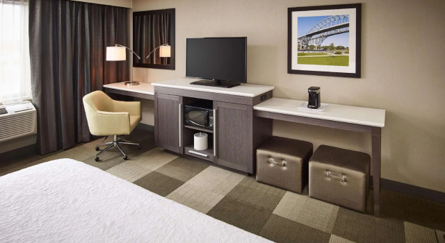 Двухместный номер Standard Hampton Inn by Hilton Sarnia/Point Edward