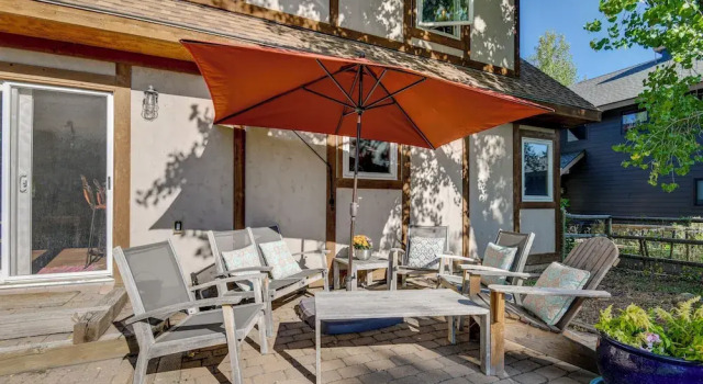 Коттедж Bike, Hike & Ski: Artsy Steamboat Springs Retreat!