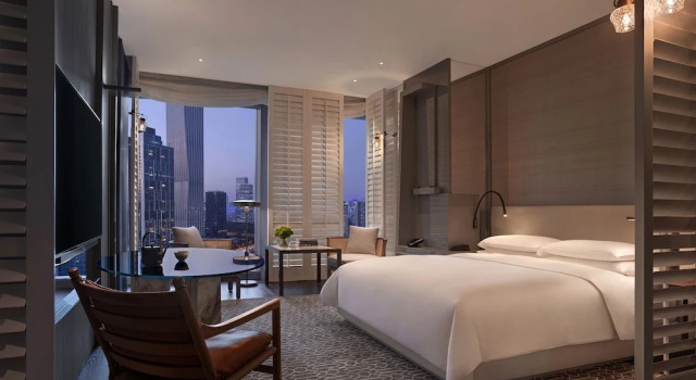 Двухместный номер Andaz Shenzhen Bay