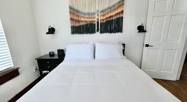 Номер Standard с балконом Blanco County Inn