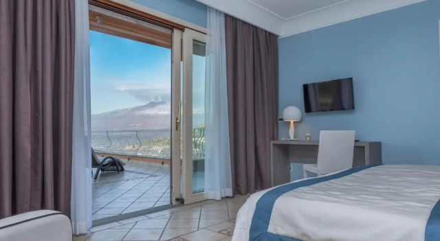 Люкс Deluxe с видом на море Villa Le Terrazze Charming Rooms