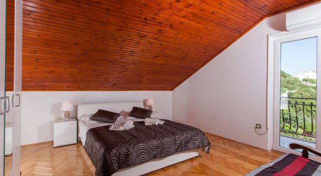Modern Holiday Home in Podstrana With Pool, Забронировать Отель Подстрана Окрестности Сплита, рядом с Туристический центр Подстраны