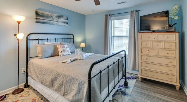 8 Mi to Boardwalk: Myrtle Beach Condo Near Golfing, Забронировать Апартаменты/квартира Апартаменты Южной Каролины, Апартаменты/квартира