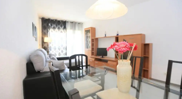 Apartamento Vista al Jardin Para 5 Personas en Cambrils, Забронировать Апартаменты/квартира Отели El Baix Camp с бассейном, Бассейн