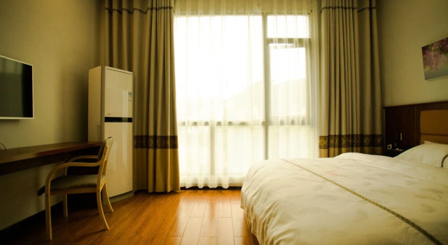 The Mountain and Views Guesthouse, Rezerwuj Hotel Xiangxi Hunan