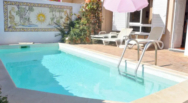 Villa Horacio with Private Swimming Pool is Located near Center of Vilamoura, Забронировать Вилла Отели Виламора 3 звезды, рядом с Гольф-клуб Old Course, 3*