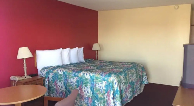 Номер Standard Super 7 Inn-Siloam Springs