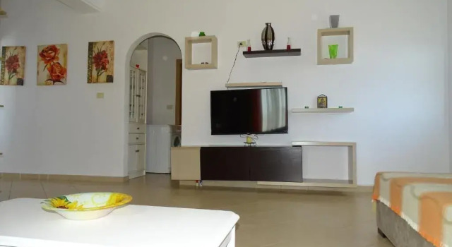 Unique Albania CondoHotel, Забронировать Отель Отели в центре Ксамил, в центре