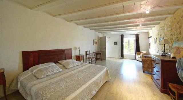 Mas des Baussiers, Rezervasyon Otel Saint-Martin-de-Castillon otoparklı oteller, Otopark