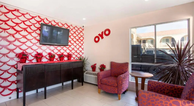 Hotel Palmdale - Antelope Valley -Listing Partner, Buchen Sie Hotel Hotels in Palmdale mit Pool, Schwimmbad