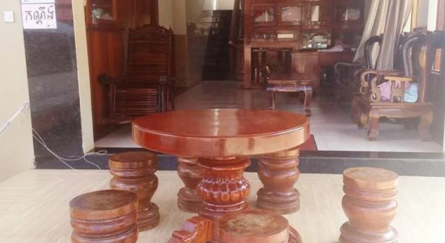 Sokcheav Guesthouse, Rezerwuj Hotel Hotele w Mondulkiri Province z parkingiem, Parking