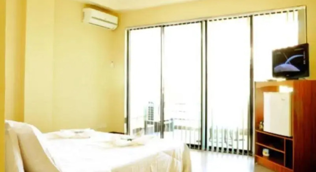 DB's Hometel, Boek Hotel Hotels in Iloilo met ontbijt, Ontbijt