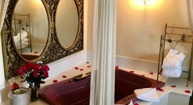 Двухместный номер Standard Мансарда Masterpiece Hotel