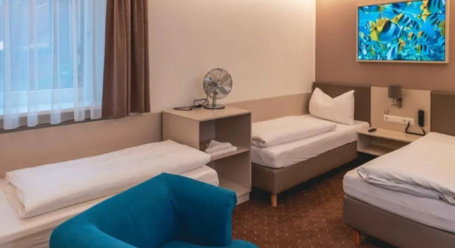 Трёхместный номер Standard Hotel Lokomotive