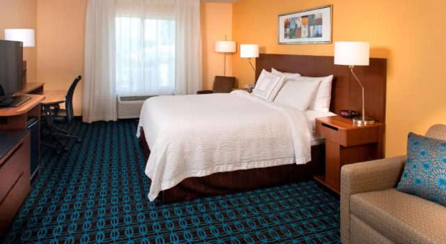 Номер Deluxe Fairfield Inn by Marriott Denver / Westminster