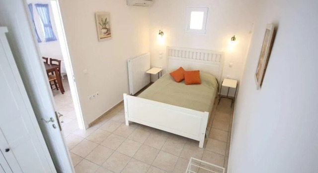 House Attalus, Забронировать Дом для отпуска Отели Аграри с парковкой, Парковка