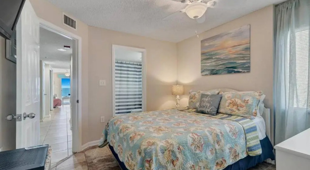 Four Winds 804 - Beachfront 2bd/2ba - Elevator replacement 4/4 to 5/24, Prenota Appartamento Hotel a Alabama con piscina, Piscina
