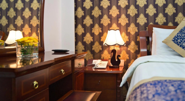 Семейный номер Standard с видом на город Lakeside Palace Hotel