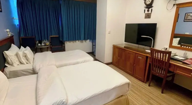 Номер Deluxe A25 Hotel - 221 Bạch Mai