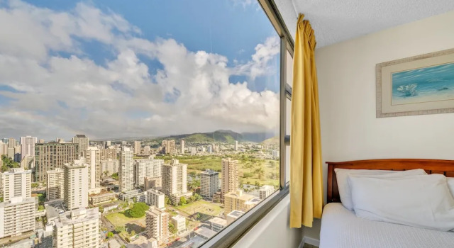 Deluxe 32nd Floor Condo - Gorgeous Ocean Views, Free Wifi & Parking! by Redawning, Prenota Hotel Hotel a Oahu con parcheggio, Parcheggio