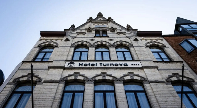 Corsendonk Turnova
