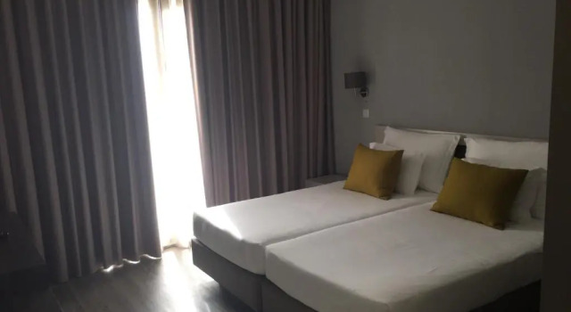 Двухместный номер Standard Hotel Euro Moniz